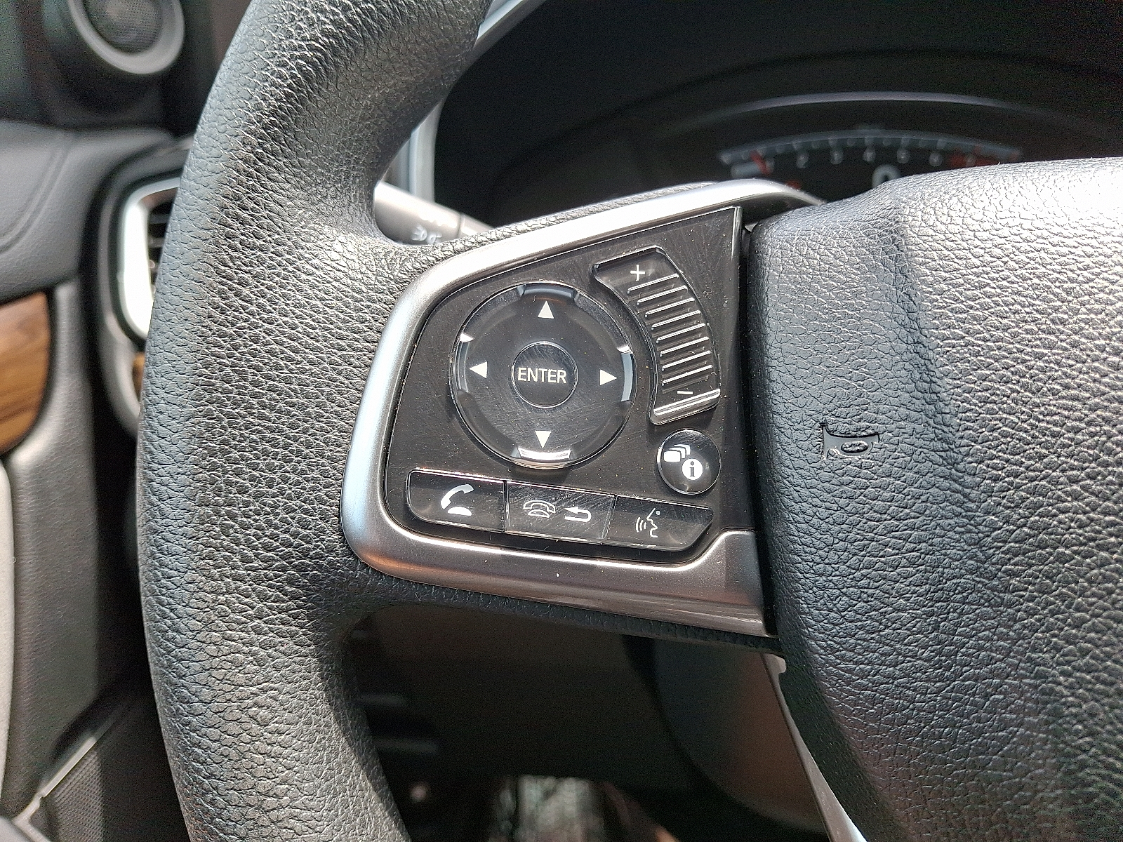 used 2018 Honda CR-V car, priced at $19,799