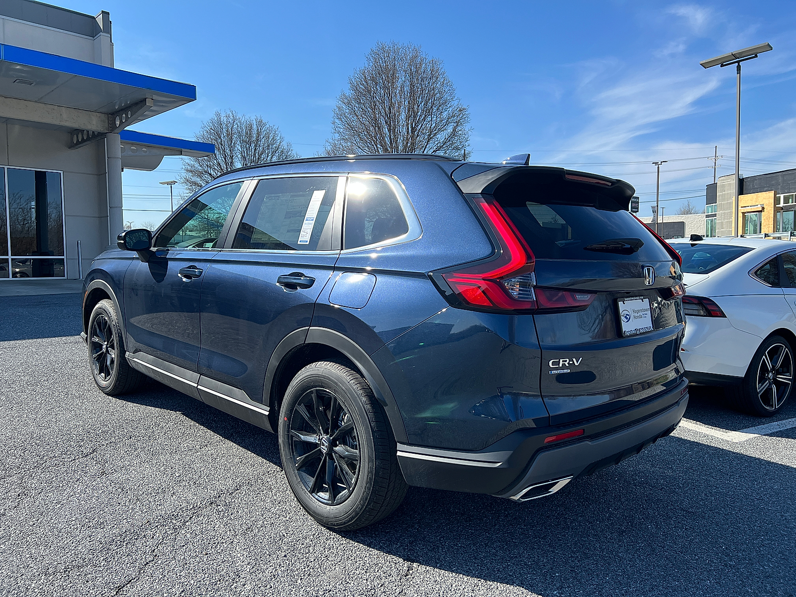new 2025 Honda CR-V Hybrid car, priced at $37,545