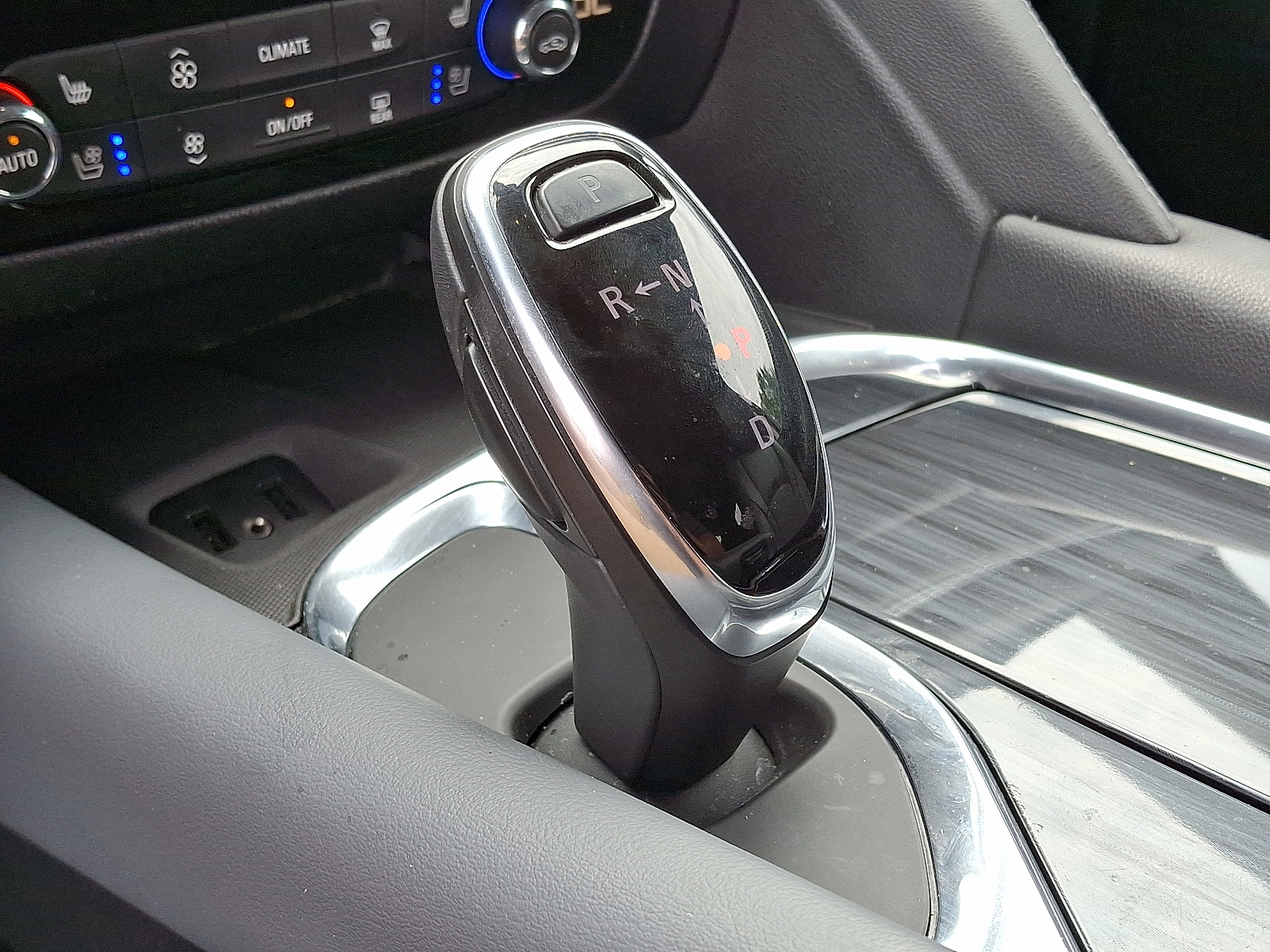 used 2019 Buick Enclave car, priced at $25,999