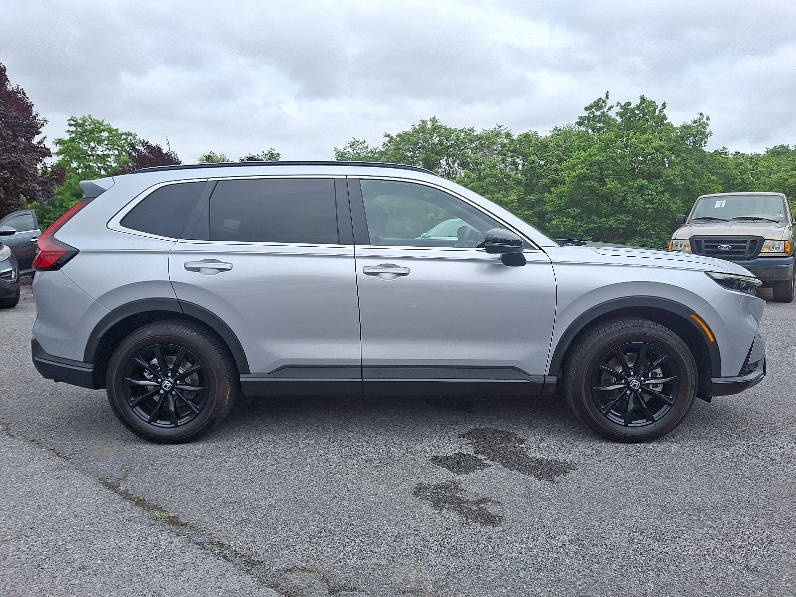 used 2025 Honda CR-V Hybrid car, priced at $38,999