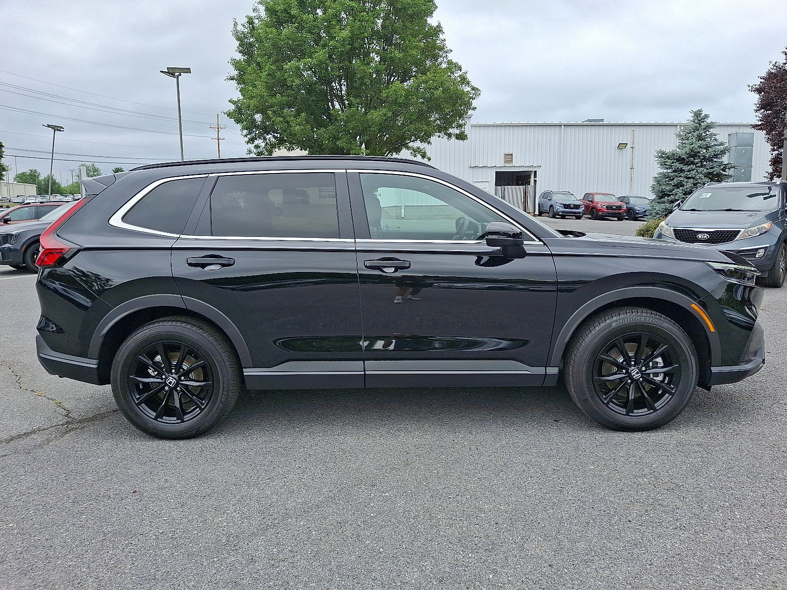 used 2025 Honda CR-V Hybrid car, priced at $38,999