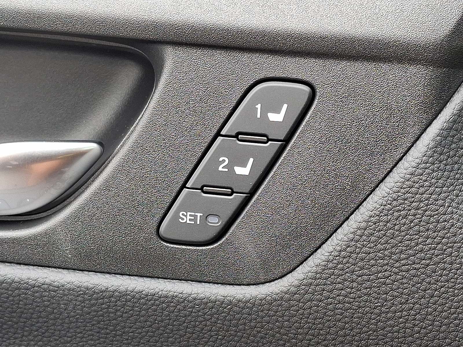 used 2025 Honda CR-V Hybrid car, priced at $38,999