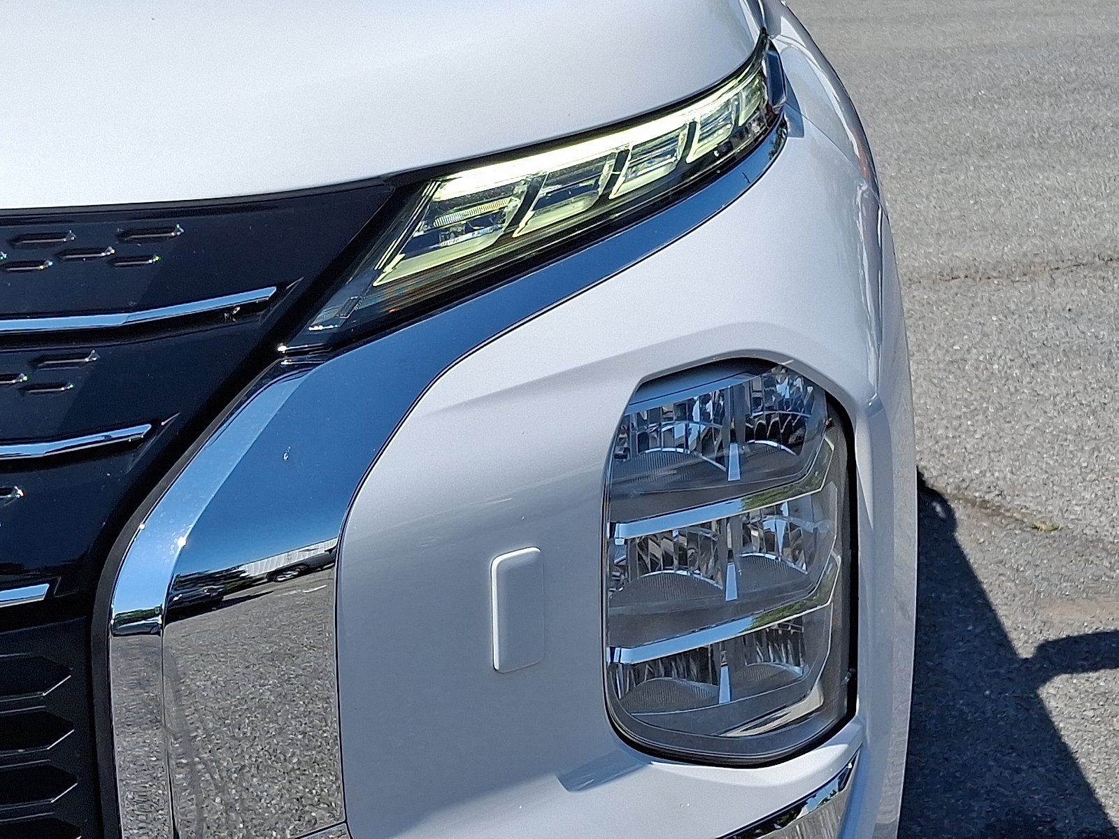 used 2022 Mitsubishi Outlander car, priced at $22,499