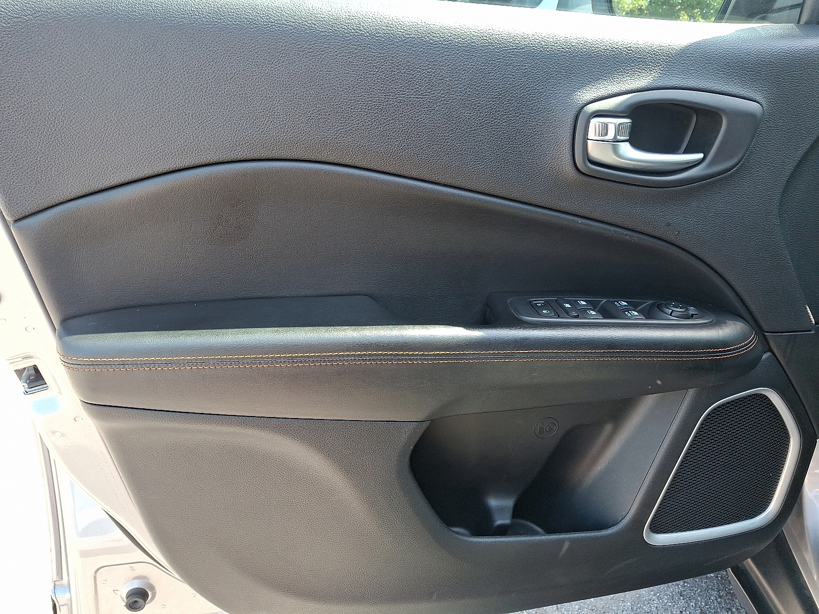 used 2019 Jeep Compass car, priced at $17,999