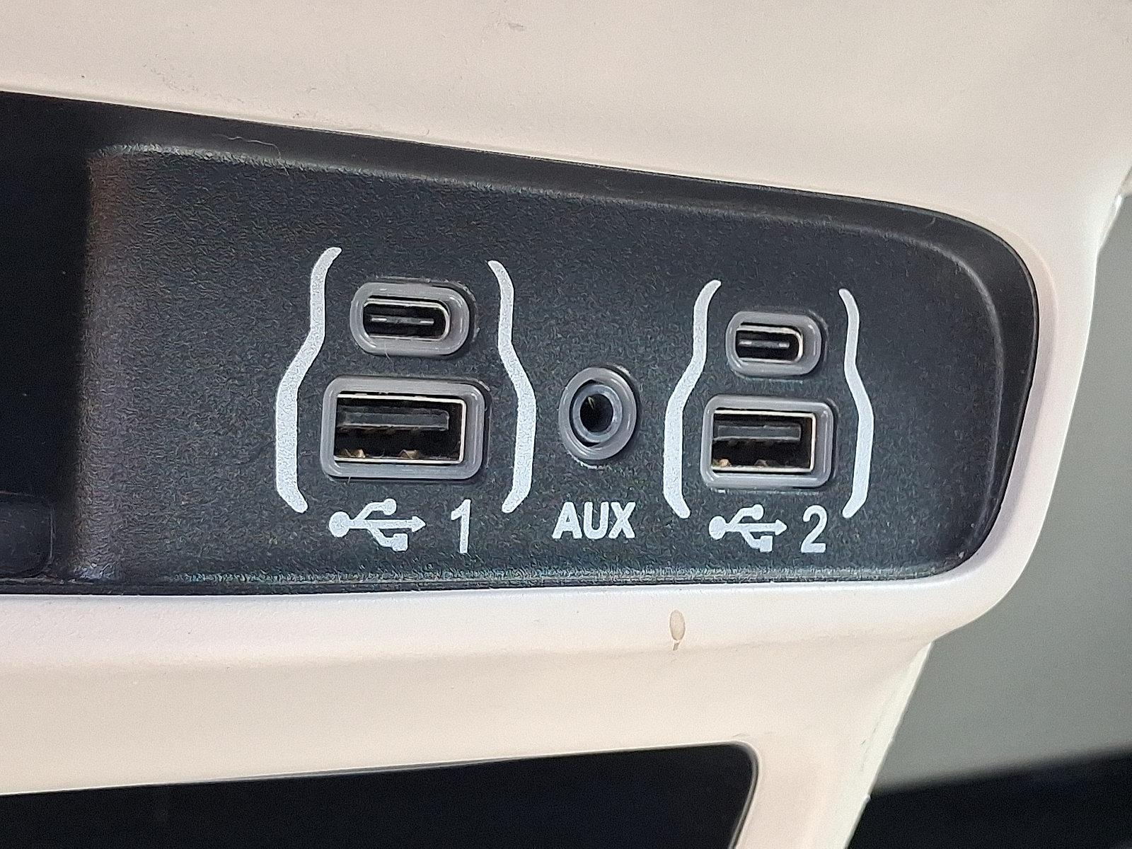 used 2023 Chrysler Pacifica car, priced at $21,999
