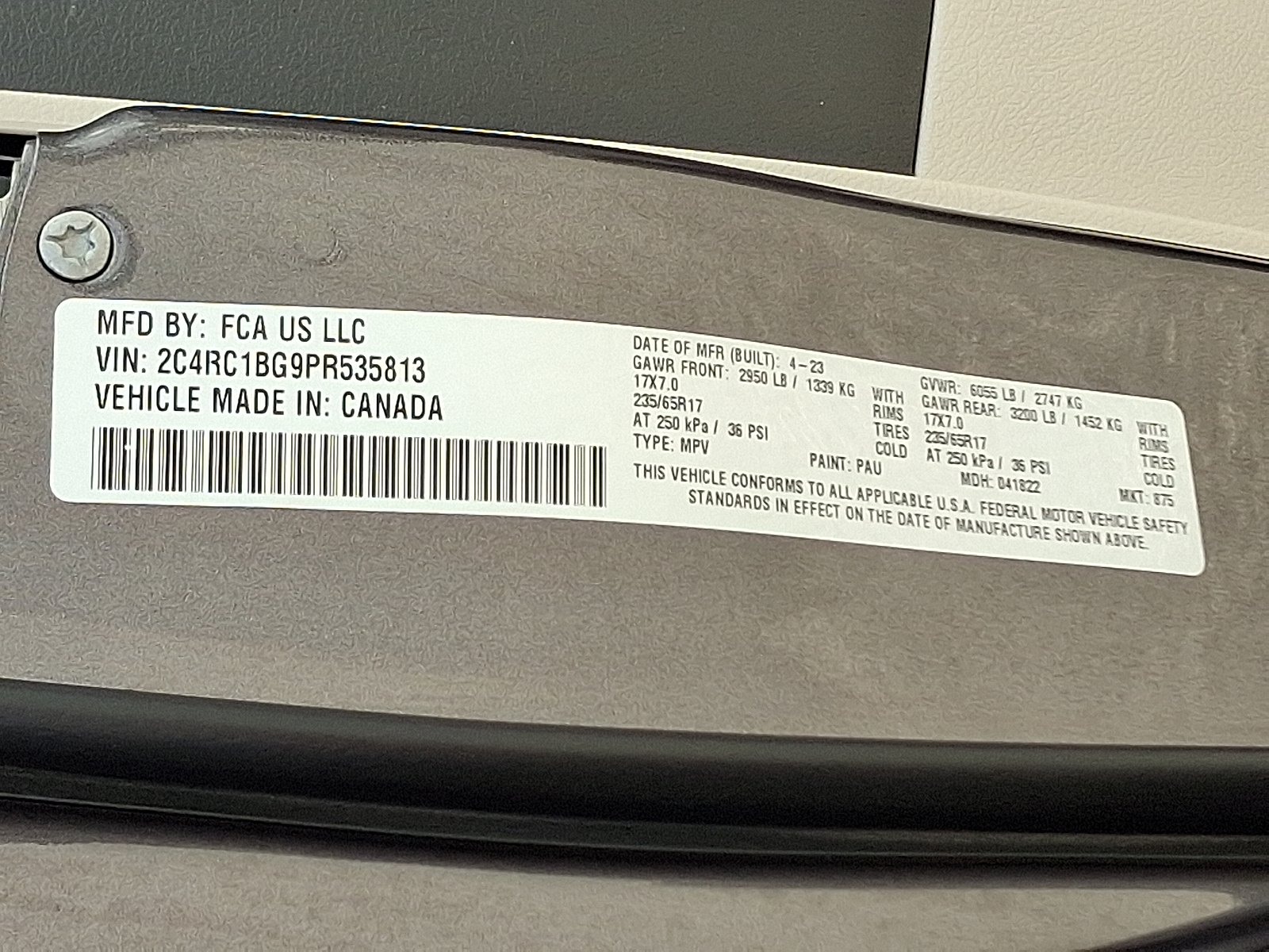 used 2023 Chrysler Pacifica car, priced at $21,999