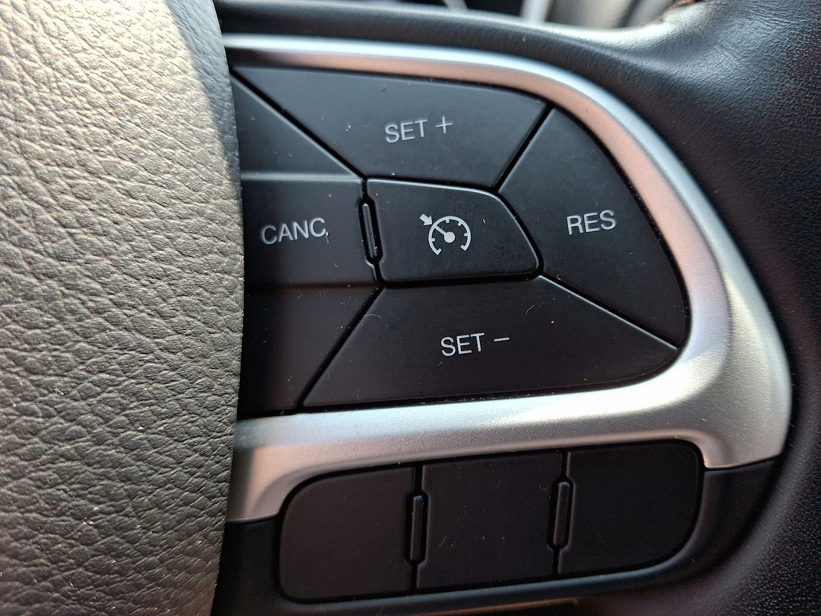 used 2019 Jeep Compass car, priced at $13,499