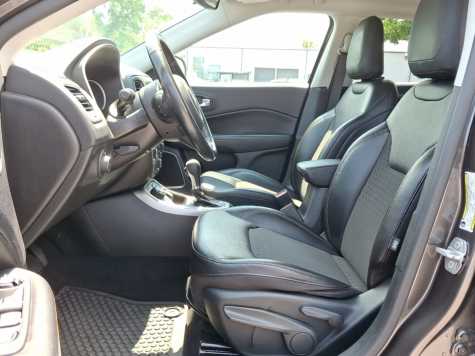 used 2019 Jeep Compass car, priced at $13,499