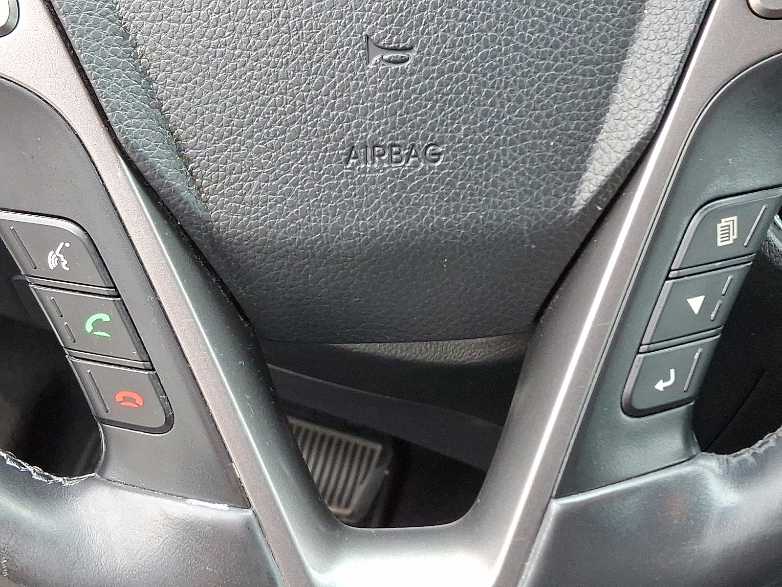 used 2014 Hyundai Santa Fe Sport car, priced at $10,288