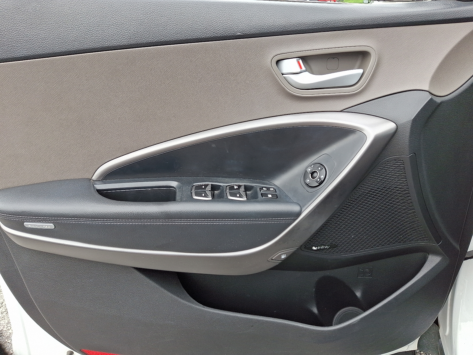 used 2014 Hyundai Santa Fe Sport car, priced at $10,288