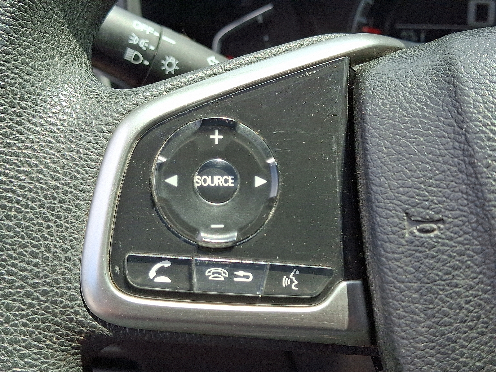 used 2018 Honda CR-V car, priced at $18,499