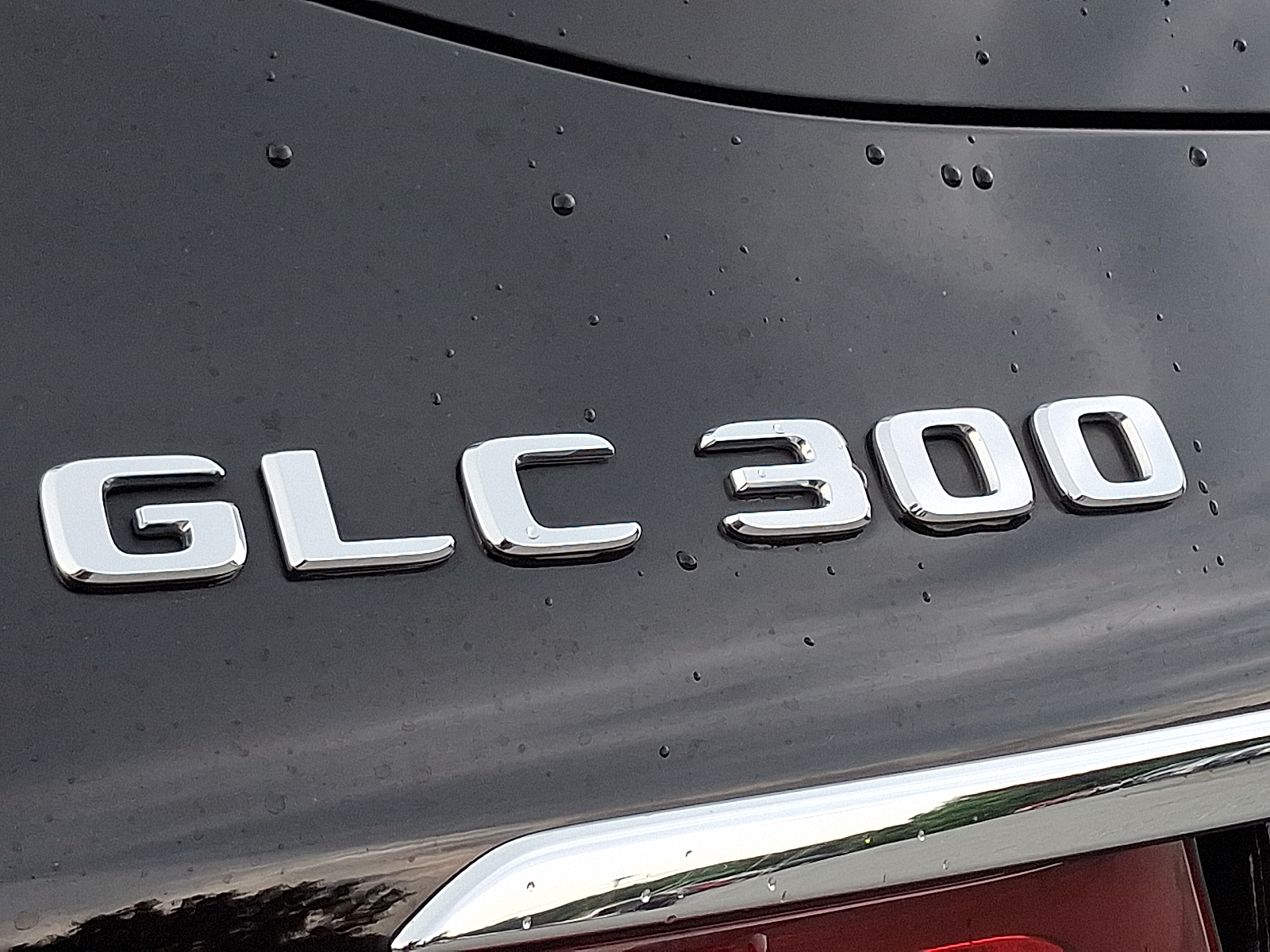 used 2019 Mercedes-Benz GLC 300 car, priced at $17,999