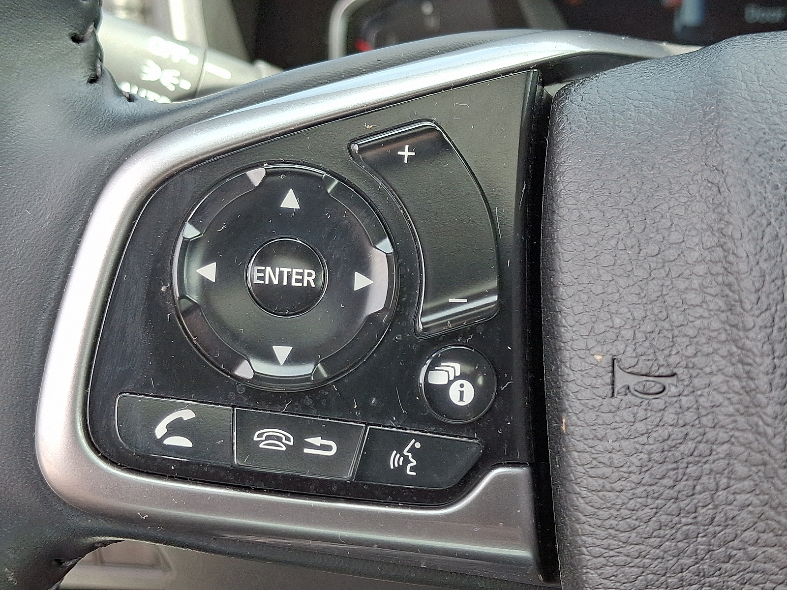 used 2022 Honda CR-V car, priced at $30,499