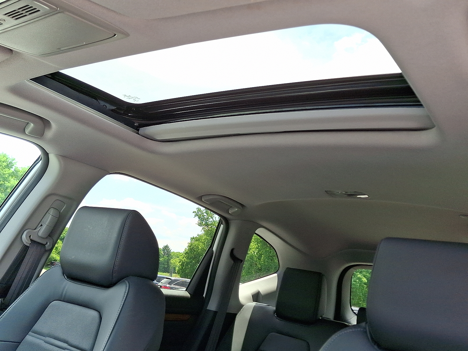 used 2022 Honda CR-V car, priced at $30,499