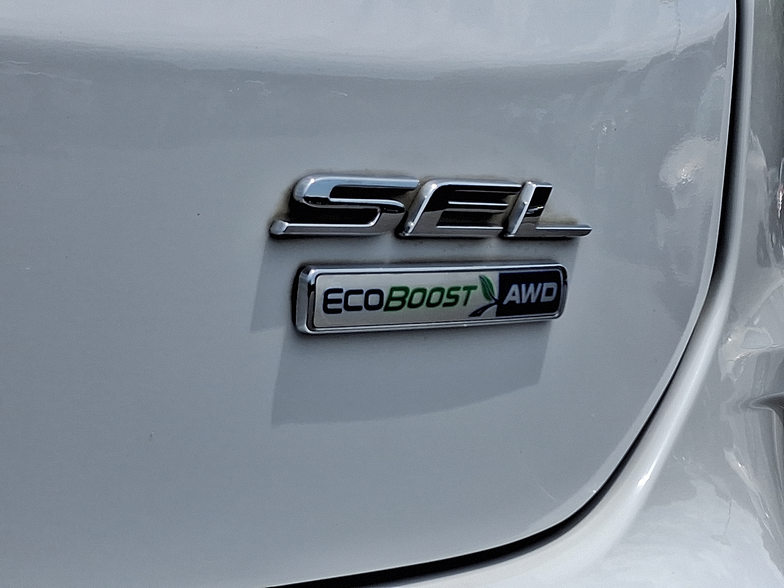 used 2019 Ford Edge car, priced at $16,999