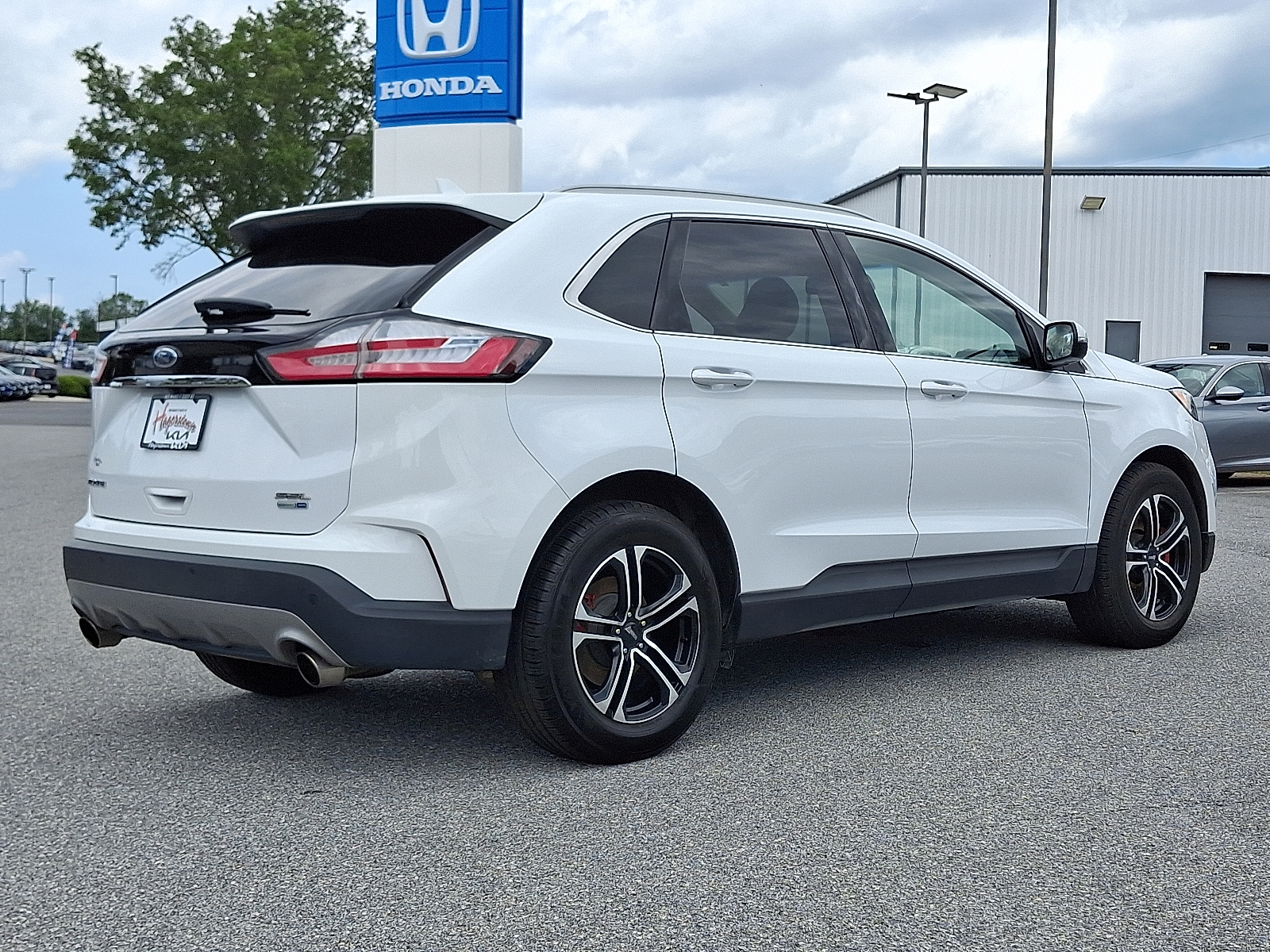 used 2019 Ford Edge car, priced at $16,999