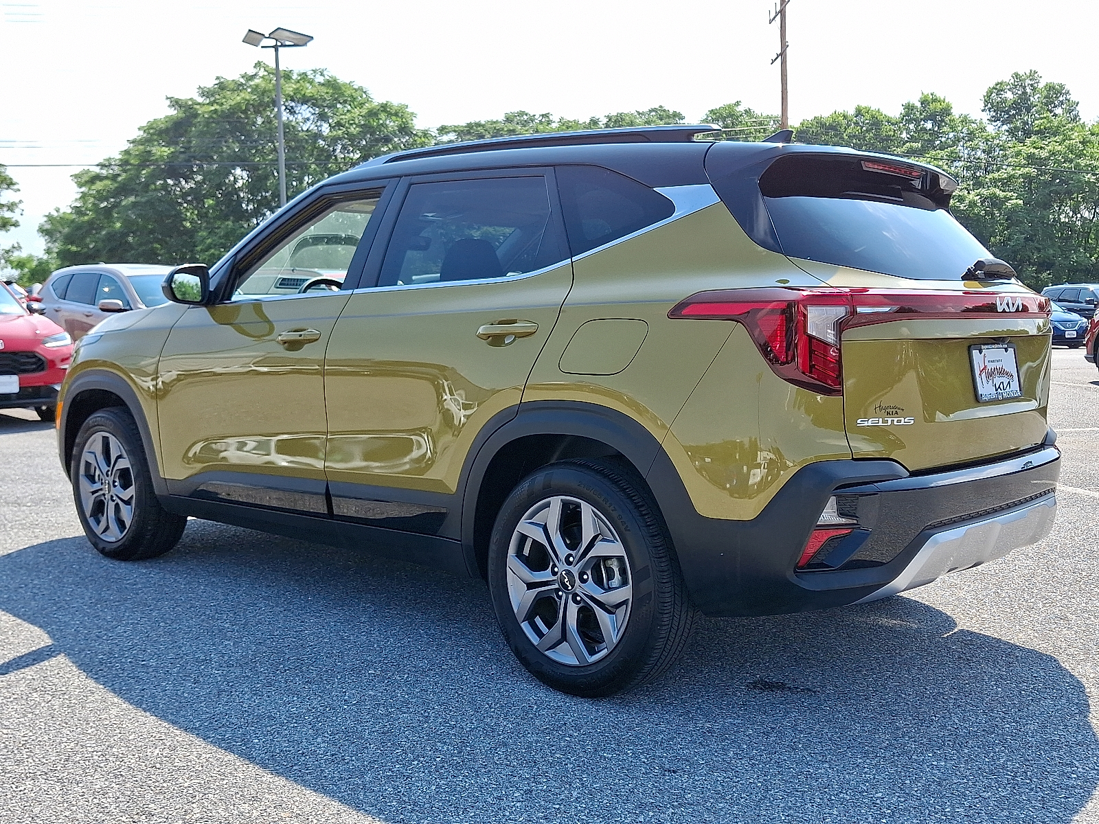 used 2024 Kia Seltos car, priced at $23,999