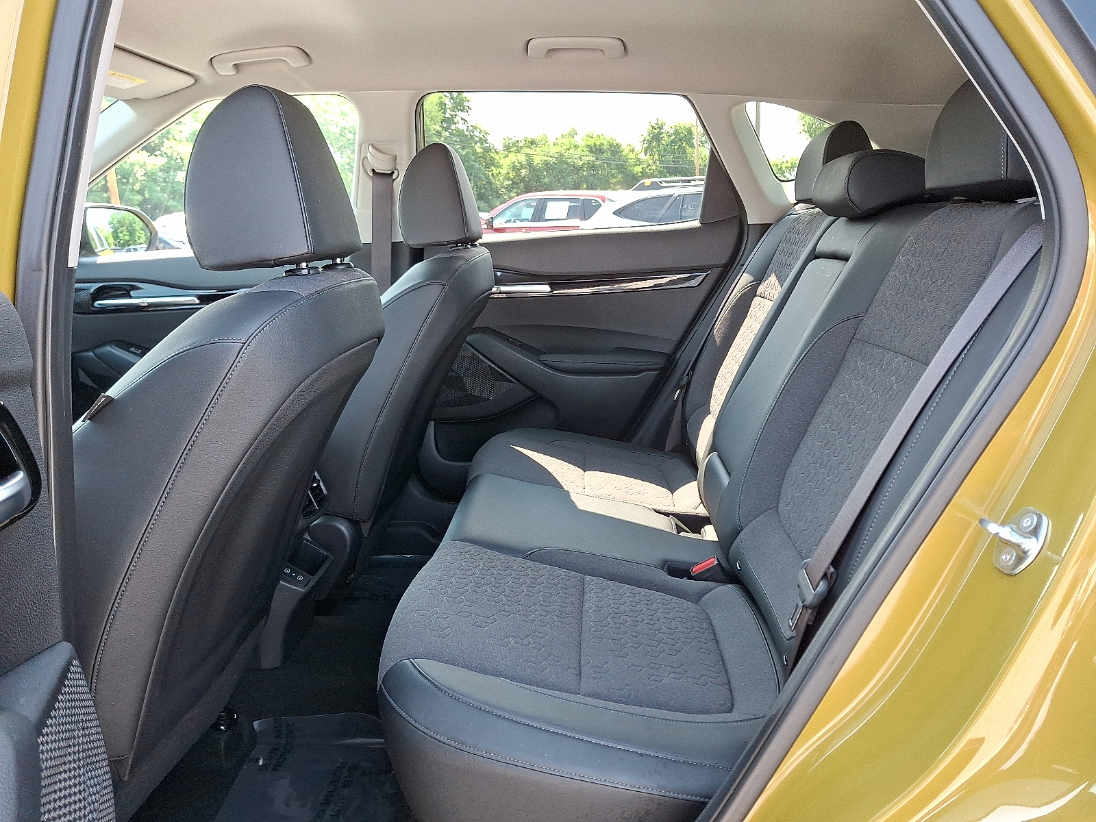 used 2024 Kia Seltos car, priced at $23,999