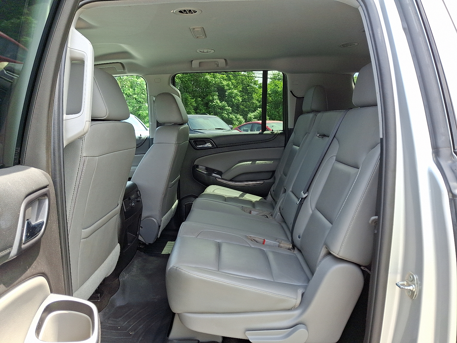 used 2018 Chevrolet Suburban car, priced at $21,088