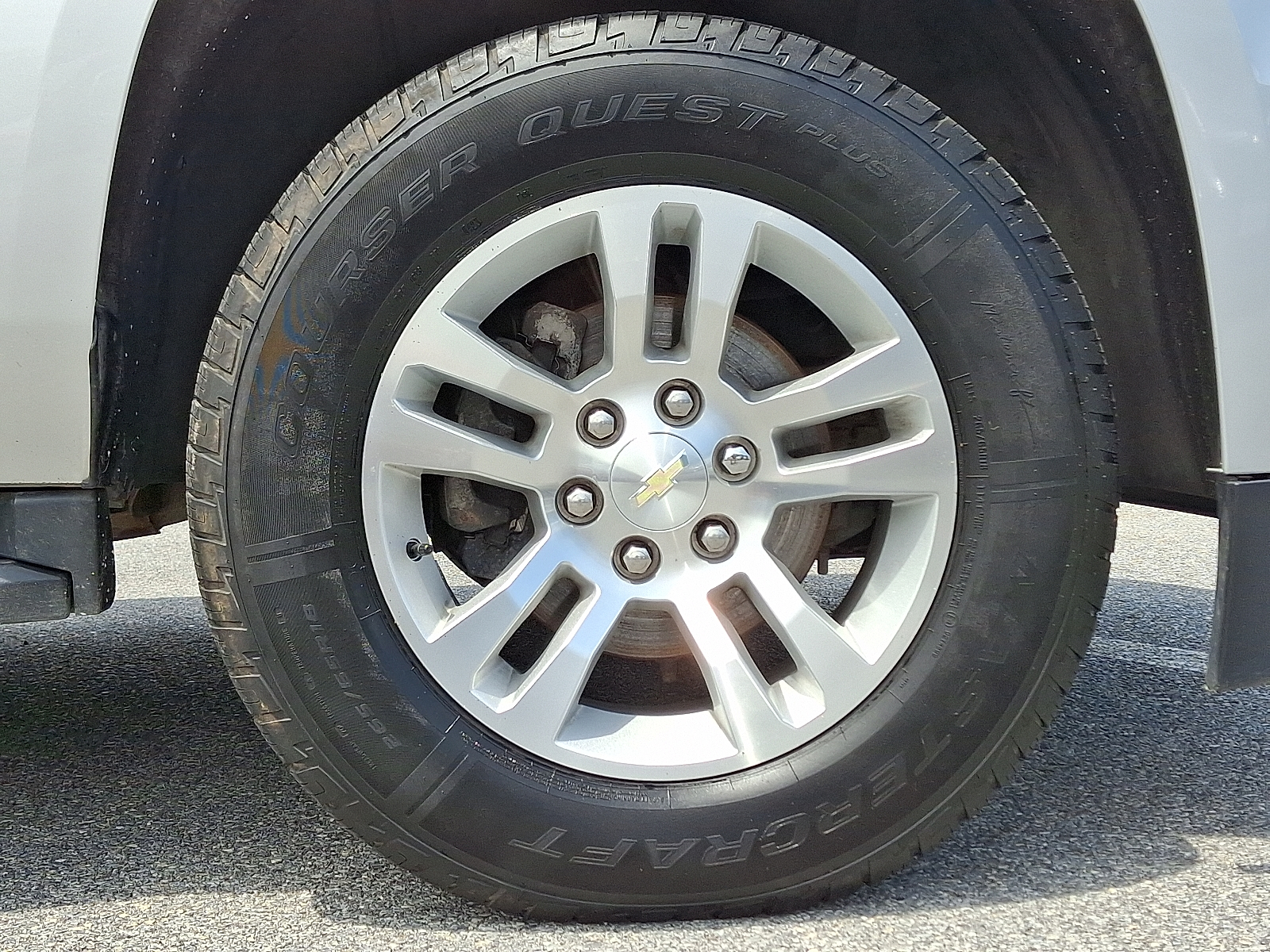used 2018 Chevrolet Suburban car, priced at $21,088