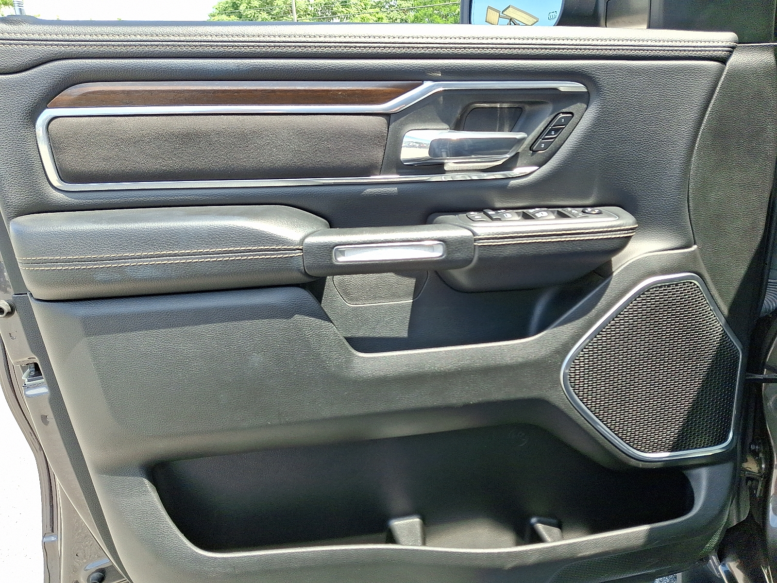 used 2022 Ram 1500 car, priced at $38,999