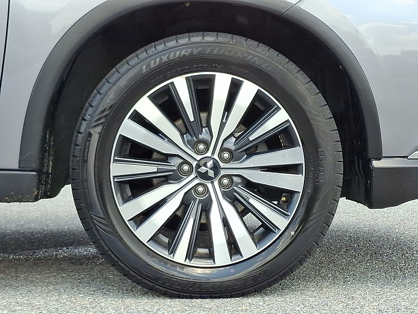 used 2020 Mitsubishi Outlander car, priced at $11,799
