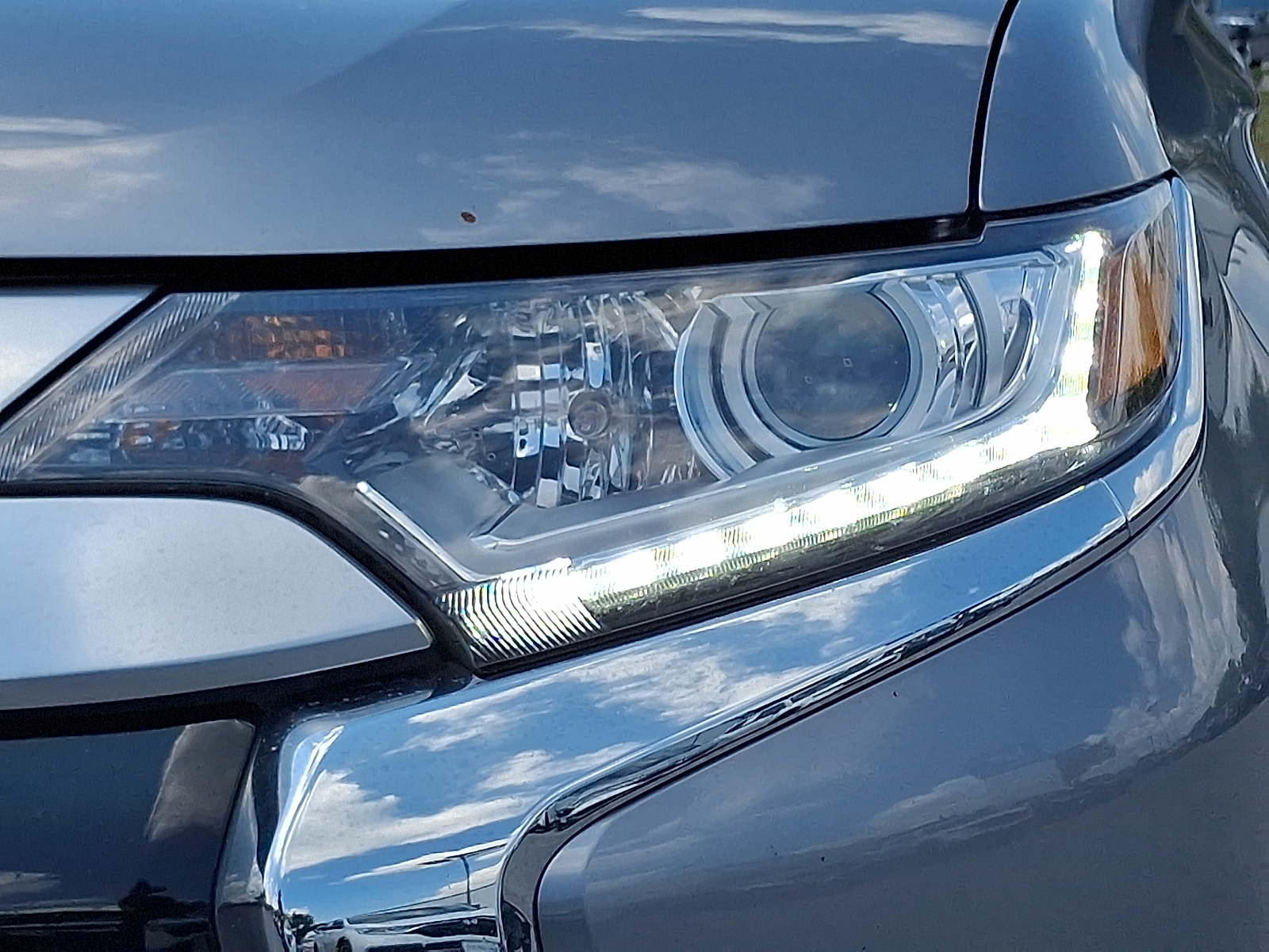 used 2020 Mitsubishi Outlander car, priced at $11,799