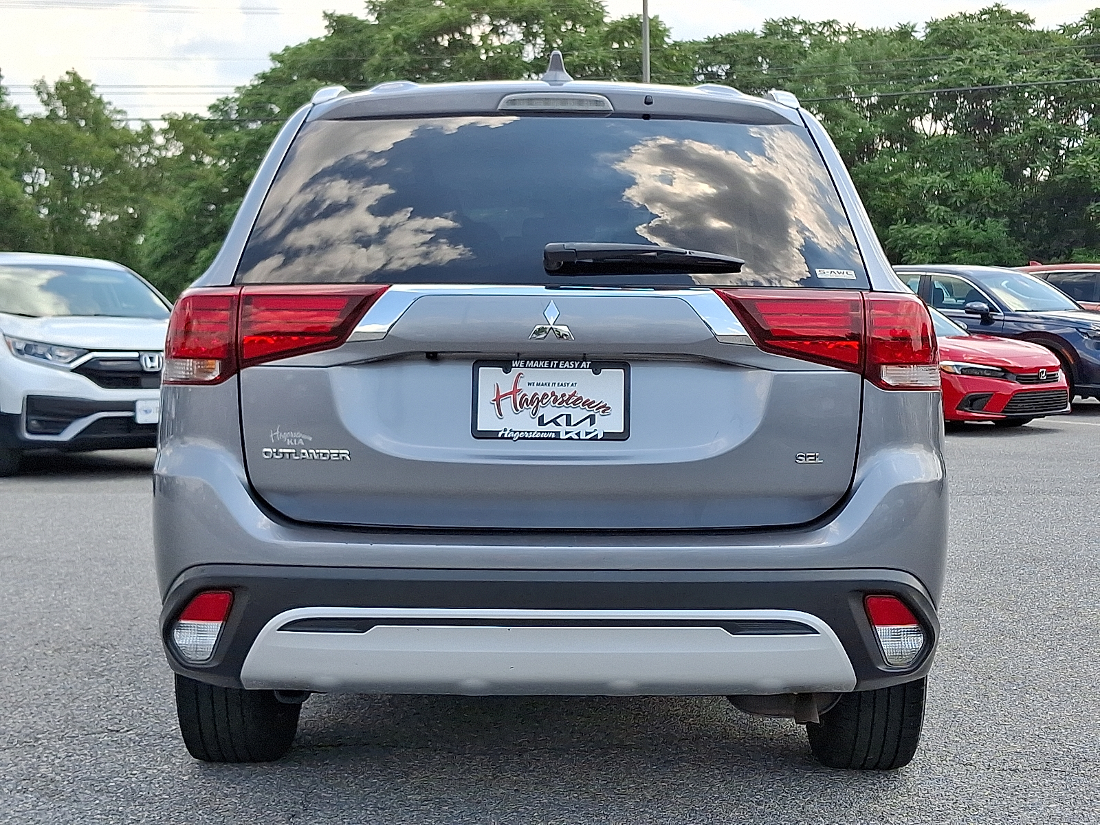used 2020 Mitsubishi Outlander car, priced at $11,799