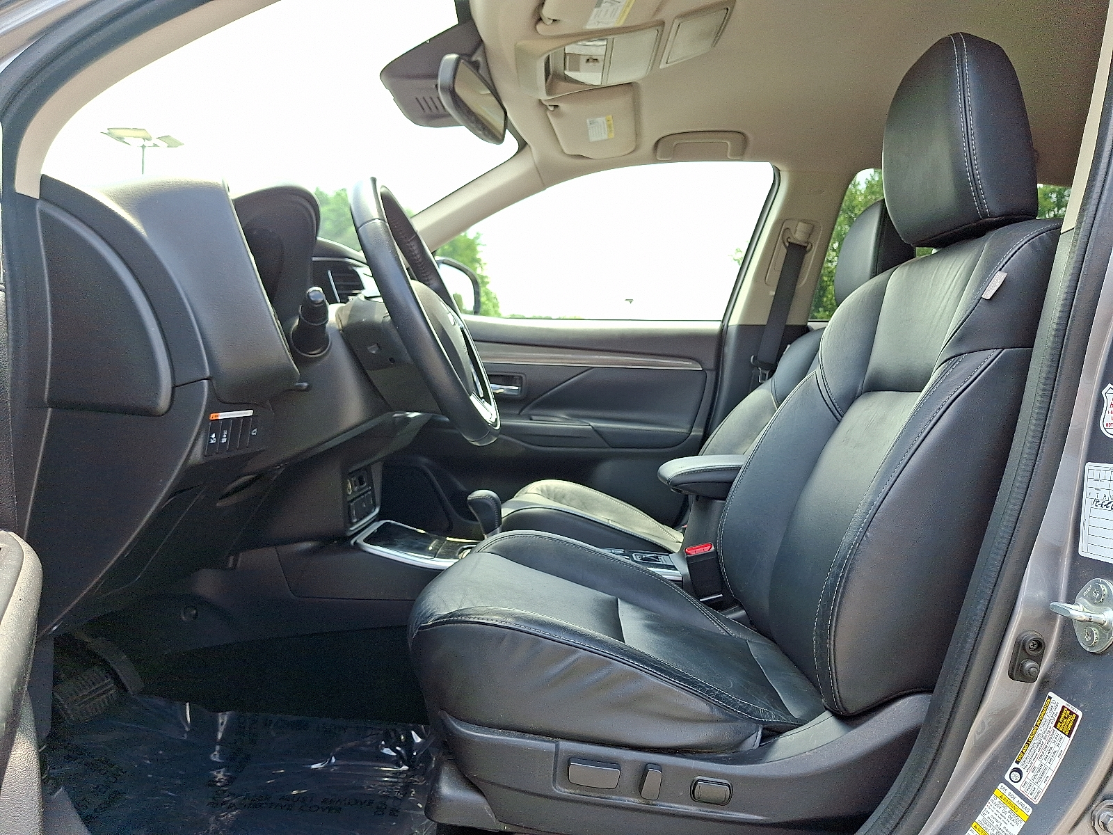 used 2020 Mitsubishi Outlander car, priced at $11,799