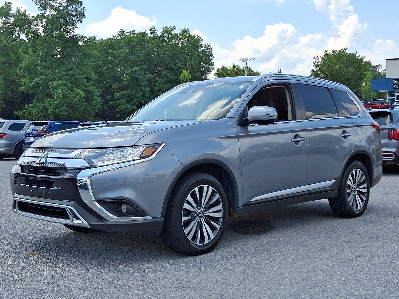 used 2020 Mitsubishi Outlander car, priced at $11,799