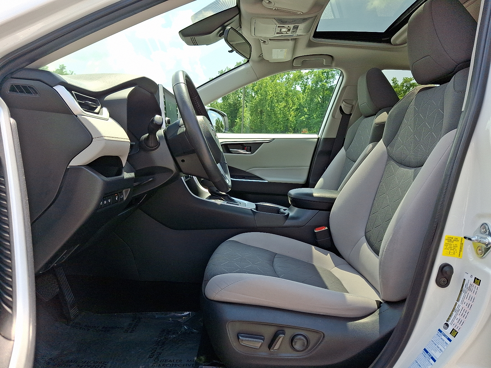 used 2022 Toyota RAV4 car, priced at $27,499