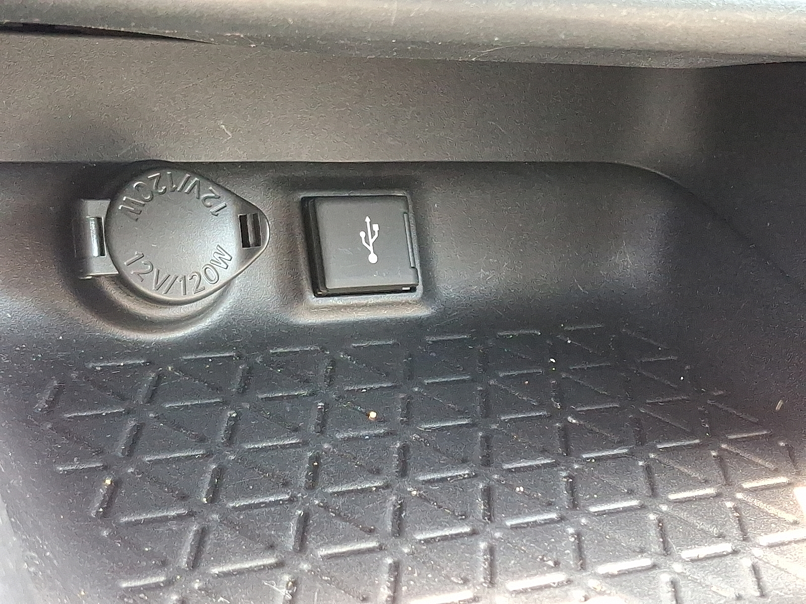 used 2022 Toyota RAV4 car, priced at $27,499
