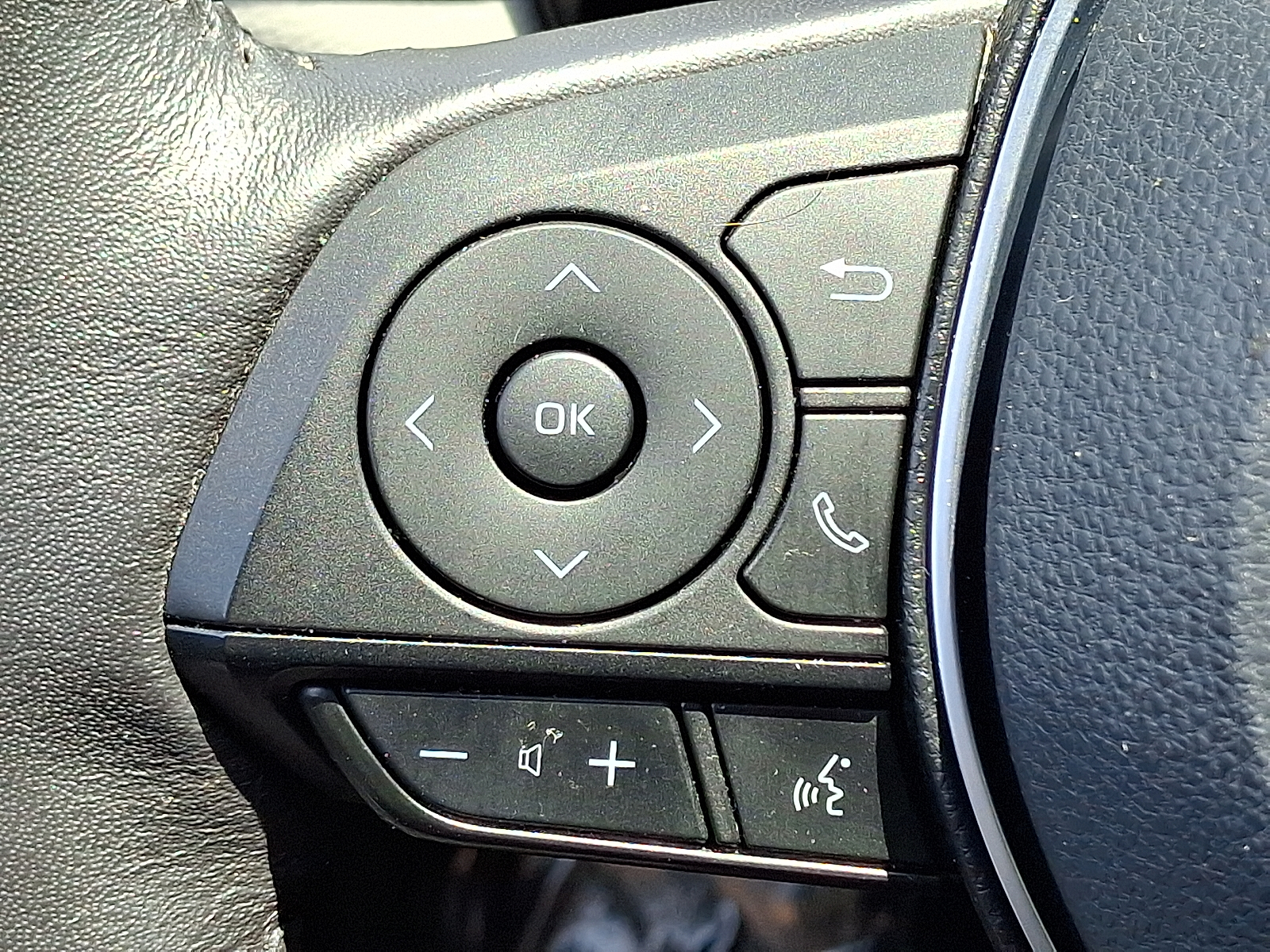 used 2022 Toyota RAV4 car, priced at $27,499