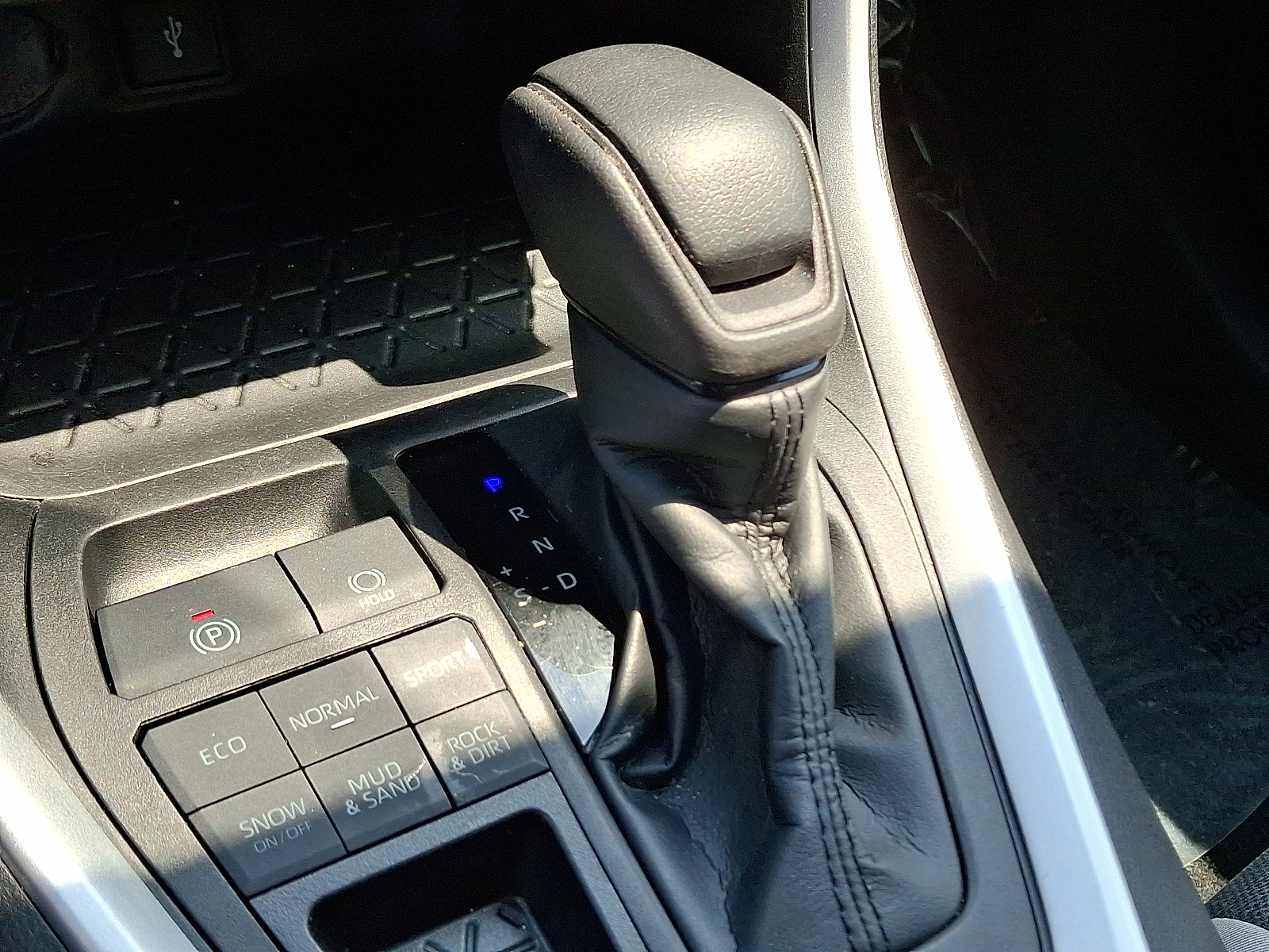 used 2022 Toyota RAV4 car, priced at $27,499
