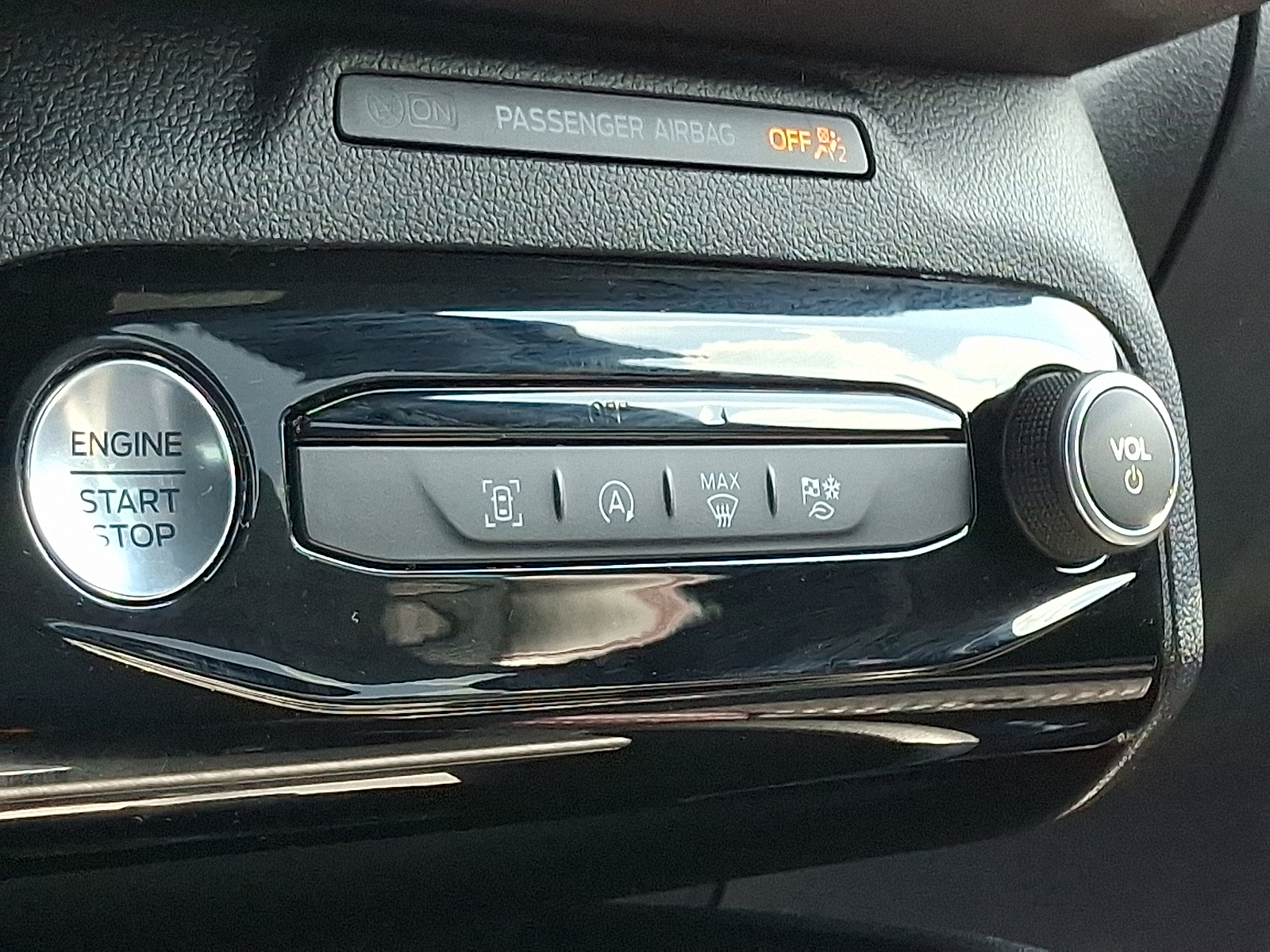 used 2023 Ford Escape car, priced at $25,499