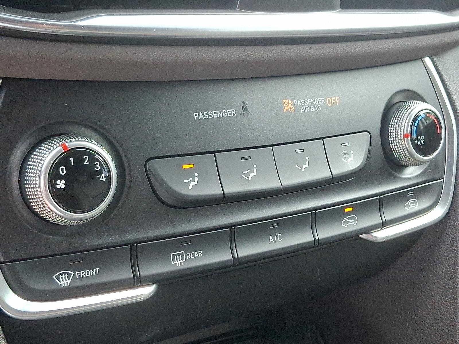 used 2019 Hyundai Santa Fe car, priced at $10,999