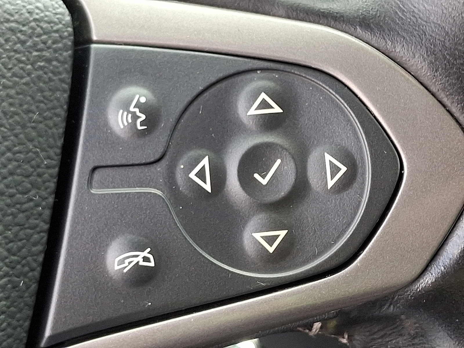 used 2021 Chevrolet Colorado car, priced at $29,299