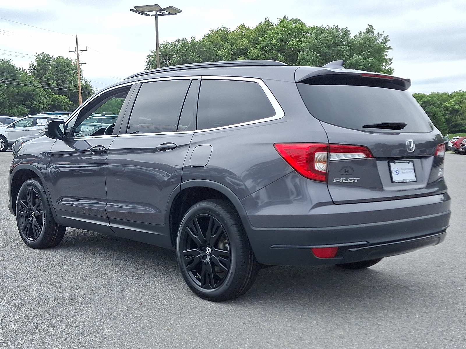 used 2022 Honda Pilot car, priced at $32,999
