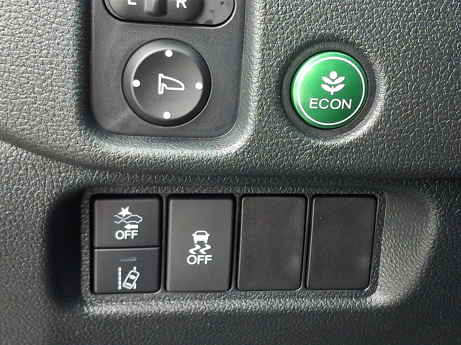 used 2022 Honda Pilot car, priced at $32,999