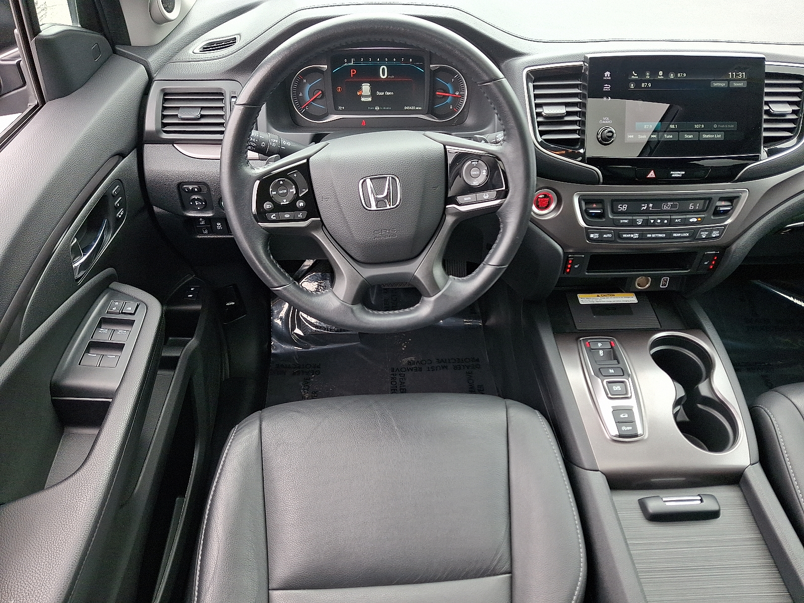 used 2022 Honda Pilot car, priced at $32,999