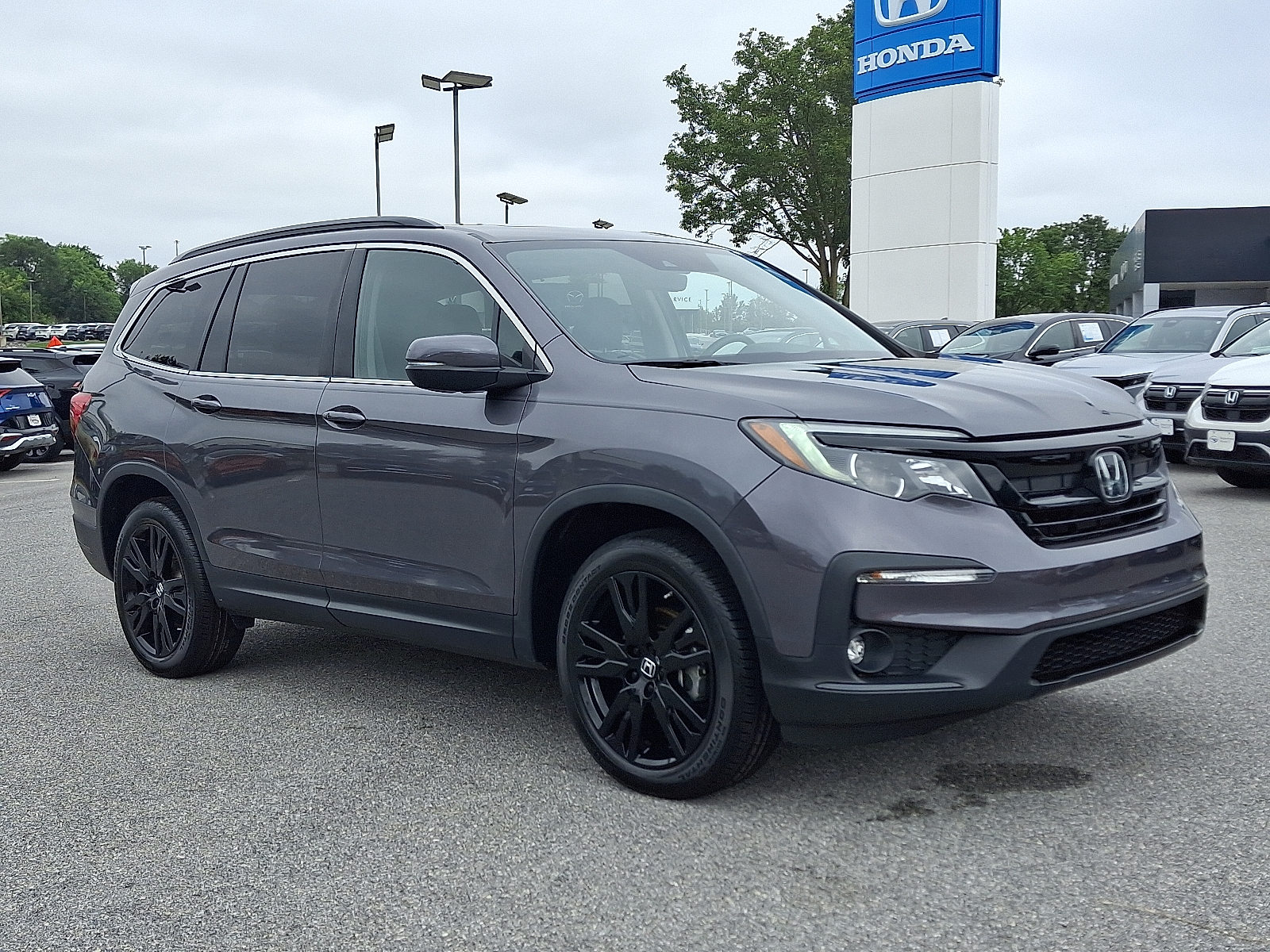 used 2022 Honda Pilot car, priced at $32,999