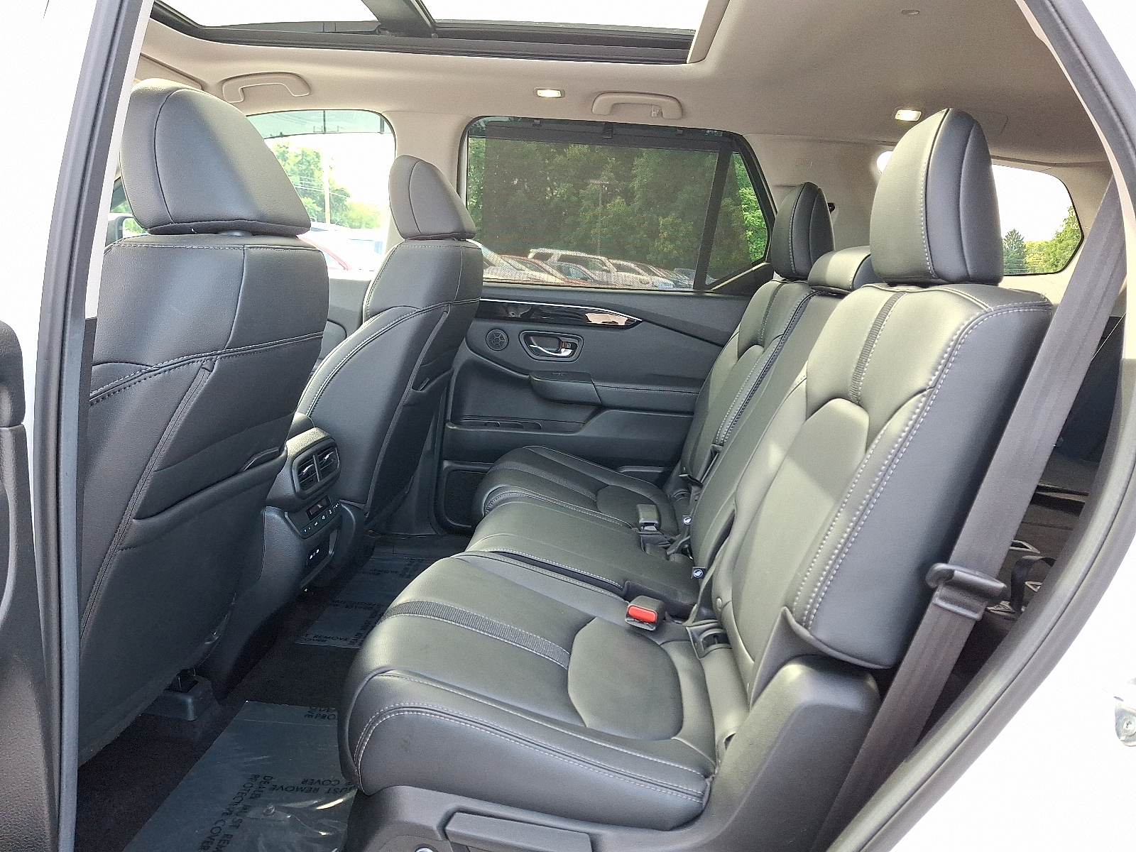 used 2024 Honda Pilot car, priced at $43,999